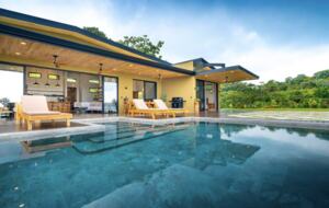 Musicians Paradise with Outrageous Ocean and Mountain Views - Ojochal, Costa Rica