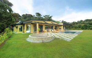 Musicians Paradise with Outrageous Ocean and Mountain Views - Ojochal, Costa Rica