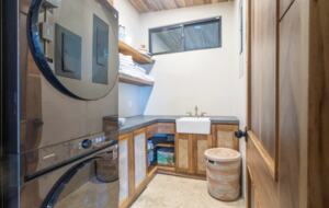 Musicians Paradise with Outrageous Ocean and Mountain Views - Ojochal, Costa Rica