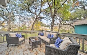 Cozy Hill Country Haven on the Water - Kingsland, Texas