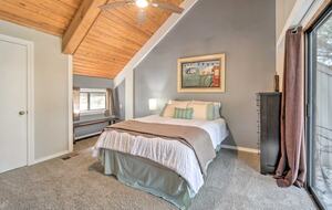 Cozy Hill Country Haven on the Water - Kingsland, Texas