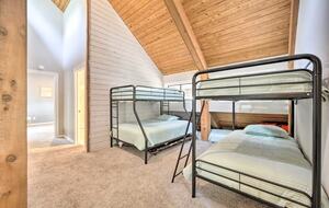 Cozy Hill Country Haven on the Water - Kingsland, Texas