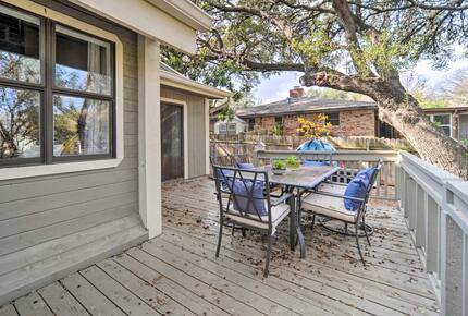 Cozy Hill Country Haven on the Water - Kingsland, Texas
