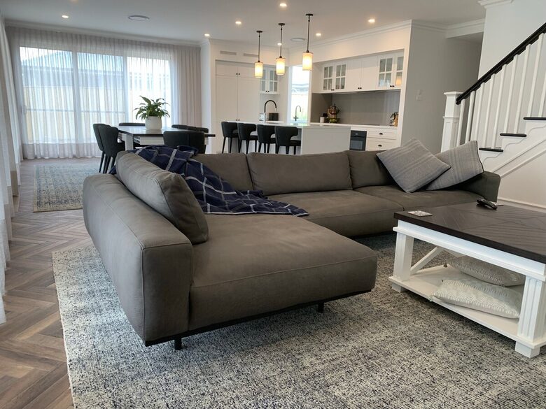 Elegant Bowral Retreat with Mountain Views - Bowral, Australia