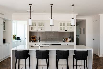 Elegant Bowral Retreat with Mountain Views - Bowral, Australia