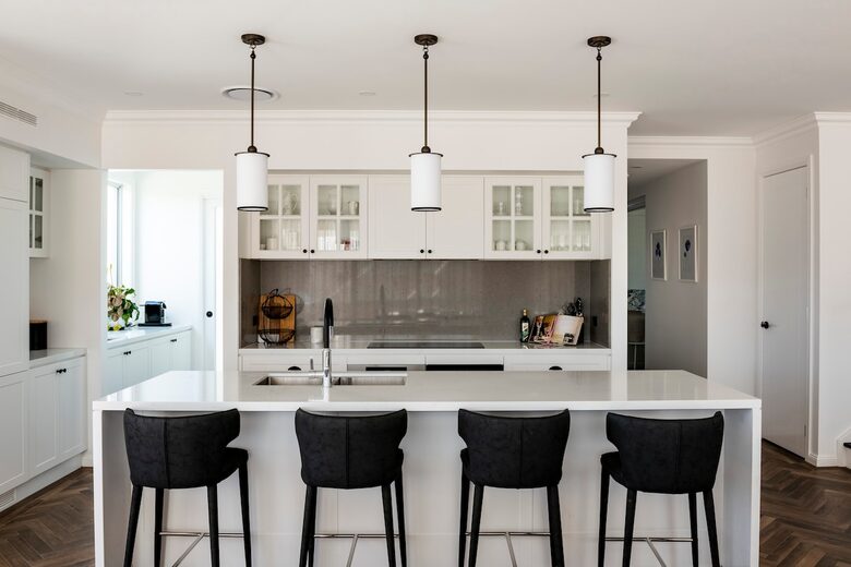 Elegant Bowral Retreat with Mountain Views - Bowral, Australia