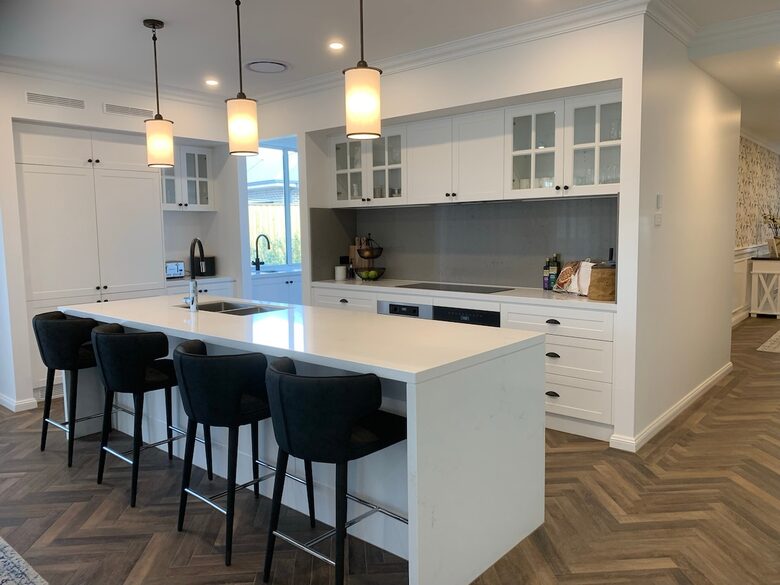 Elegant Bowral Retreat with Mountain Views - Bowral, Australia