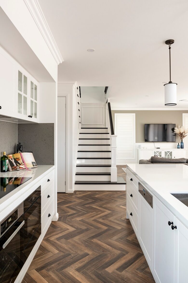 Elegant Bowral Retreat with Mountain Views - Bowral, Australia