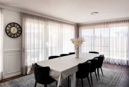 Elegant Bowral Retreat with Mountain Views - Bowral, Australia