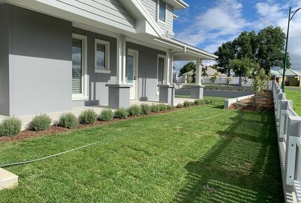 Elegant Bowral Retreat with Mountain Views - Bowral, Australia