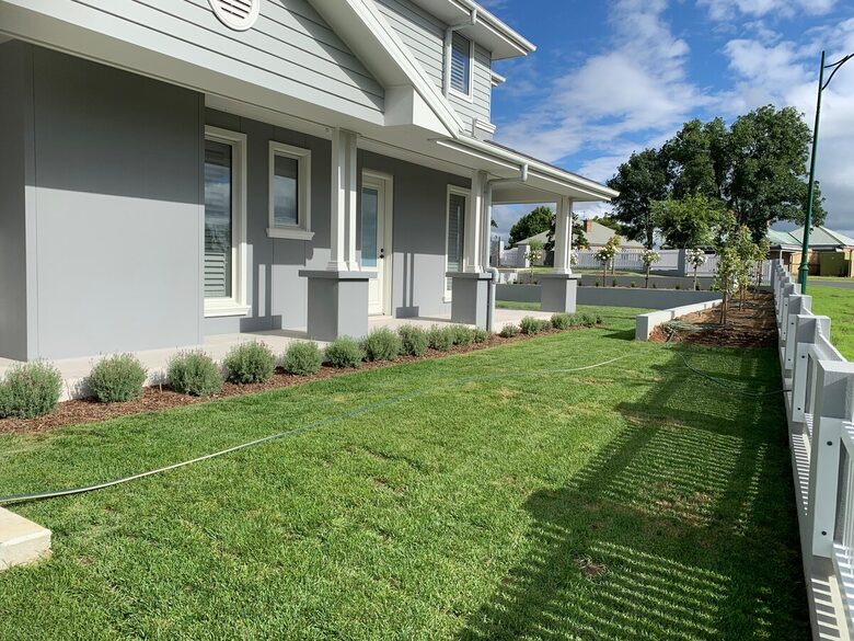 Elegant Bowral Retreat with Mountain Views - Bowral, Australia