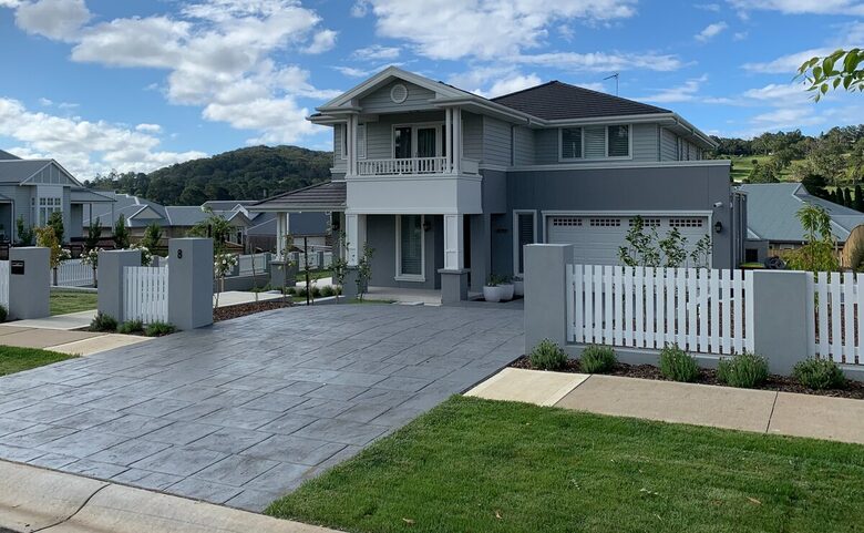 Elegant Bowral Retreat with Mountain Views - Bowral, Australia