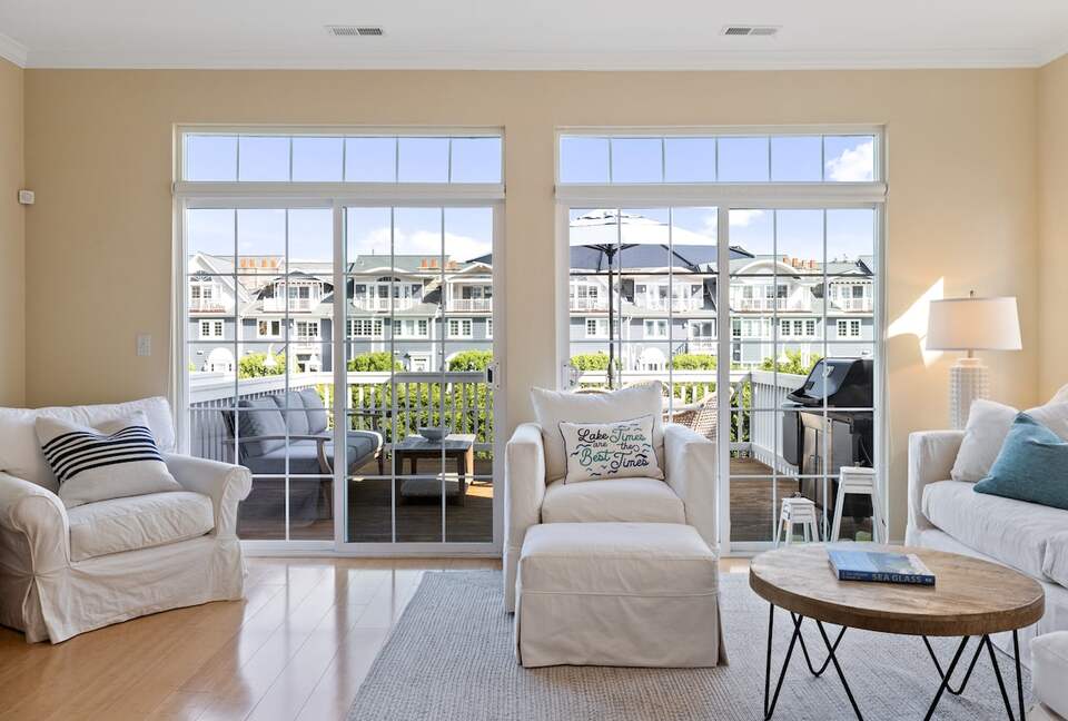 Modern Coastal Retreat with Rooftop Views - New Buffalo, Michigan