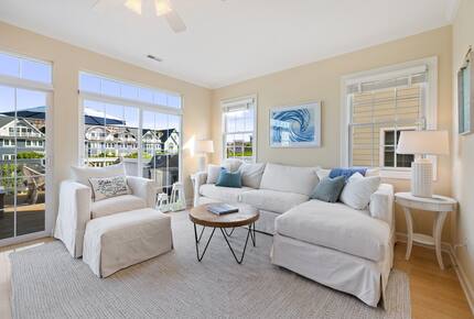 Modern Coastal Retreat with Rooftop Views - New Buffalo, Michigan