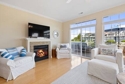 Modern Coastal Retreat with Rooftop Views - New Buffalo, Michigan