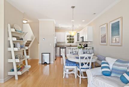 Modern Coastal Retreat with Rooftop Views - New Buffalo, Michigan