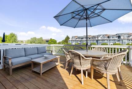 Modern Coastal Retreat with Rooftop Views - New Buffalo, Michigan