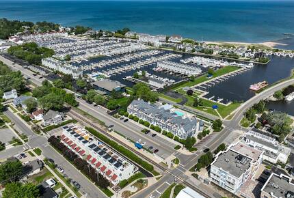 Modern Coastal Retreat with Rooftop Views - New Buffalo, Michigan