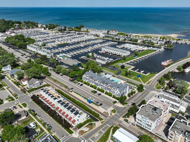 Modern Coastal Retreat with Rooftop Views - New Buffalo, Michigan