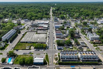 Modern Coastal Retreat with Rooftop Views - New Buffalo, Michigan