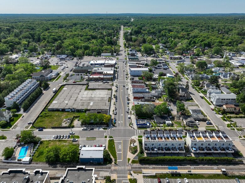 Modern Coastal Retreat with Rooftop Views - New Buffalo, Michigan