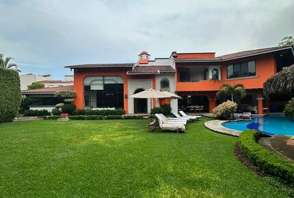 Serene Estate Surrounded by Water Gardens and Wildlife - Jiutepec, Mexico