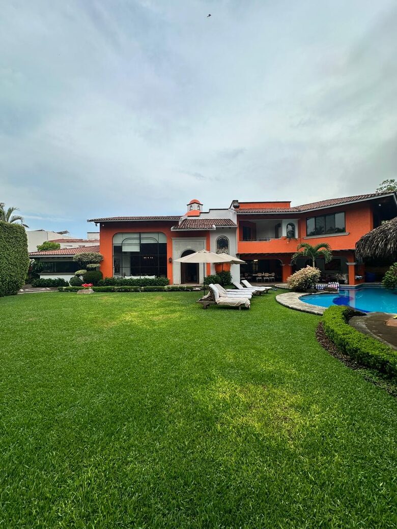 Serene Estate Surrounded by Water Gardens and Wildlife - Jiutepec, Mexico