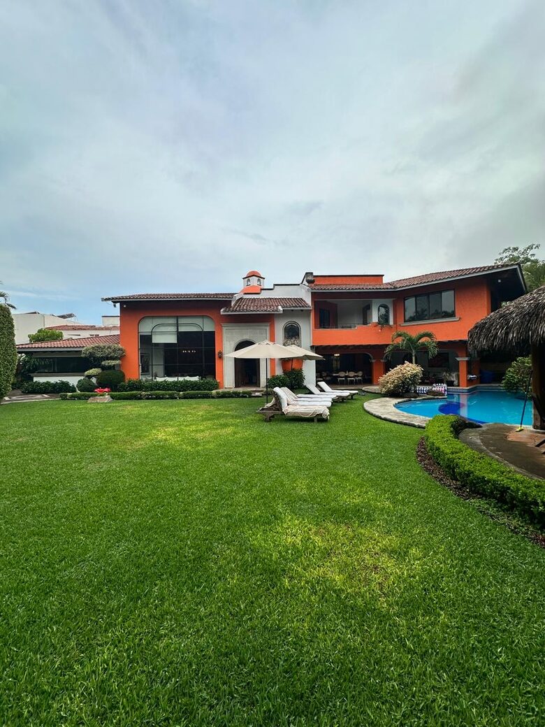 Serene Estate Surrounded by Water Gardens and Wildlife - Jiutepec, Mexico