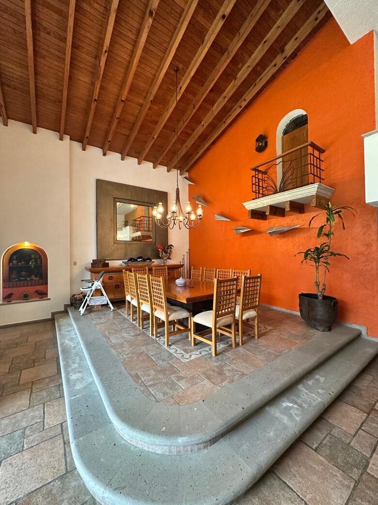 Serene Estate Surrounded by Water Gardens and Wildlife - Jiutepec, Mexico