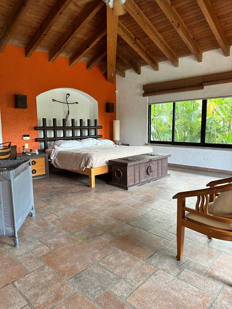 Serene Estate Surrounded by Water Gardens and Wildlife - Jiutepec, Mexico