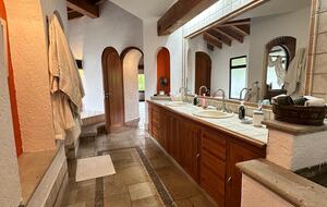 Serene Estate Surrounded by Water Gardens and Wildlife - Jiutepec, Mexico