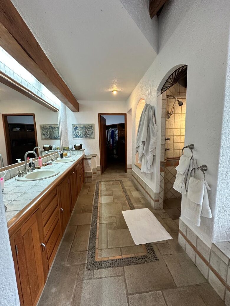 Serene Estate Surrounded by Water Gardens and Wildlife - Jiutepec, Mexico