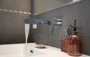 Elegant Provençal Loft with Private Pool - Sorgues, France