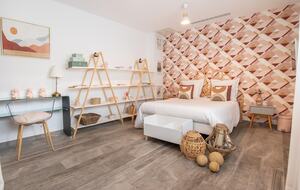 Elegant Provençal Loft with Private Pool - Sorgues, France