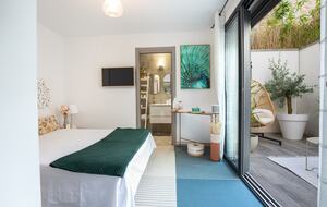 Elegant Provençal Loft with Private Pool - Sorgues, France