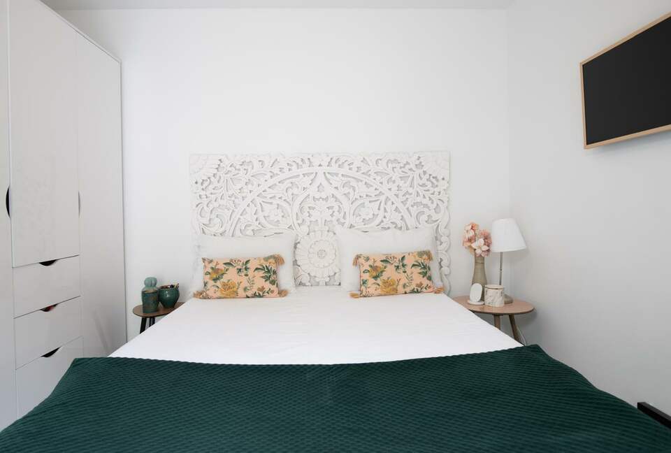 Elegant Provençal Loft with Private Pool - Sorgues, France