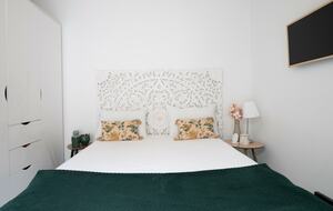 Elegant Provençal Loft with Private Pool - Sorgues, France