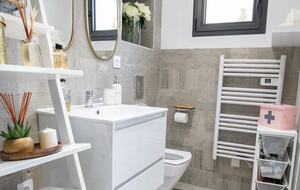 Elegant Provençal Loft with Private Pool - Sorgues, France