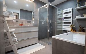 Elegant Provençal Loft with Private Pool - Sorgues, France