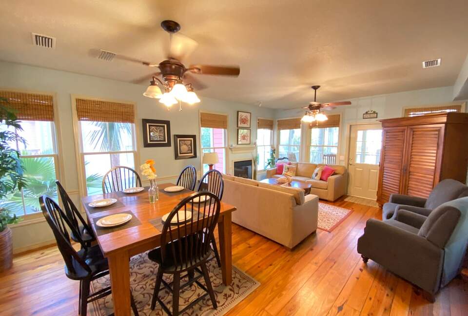 Cozy Nature Escape with Resort Amenities | Boat Rental Available - Steinhatchee, Florida