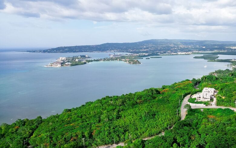 Rising Sun Estate|Elegant Caribbean Retreat - Montego Bay, Jamaica