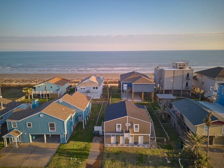 Steps to Sand | Charming Galveston Retreat - Galveston, Texas