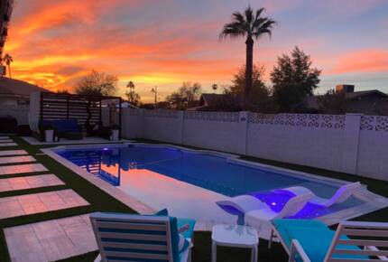 Modern Desert Retreat in Old Town Scottsdale - Scottsdale, Arizona