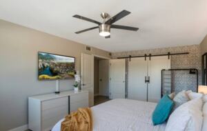 Modern Desert Retreat in Old Town Scottsdale - Scottsdale, Arizona