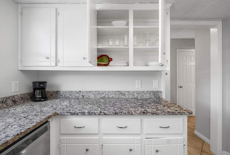 Serene Twinberry Townhome | A Refined Retreat in Westlake Hills - Austin, Texas