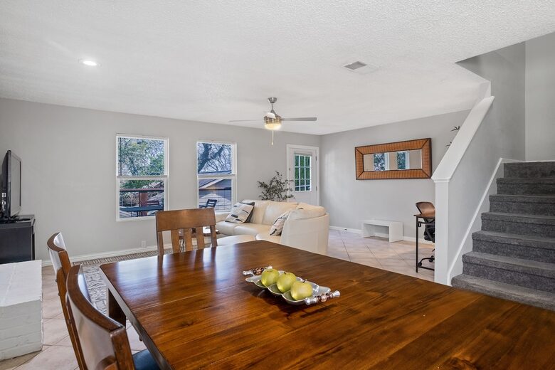 Serene Twinberry Townhome | A Refined Retreat in Westlake Hills - Austin, Texas