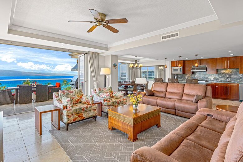 Honua Kai Corner Retreat with Wraparound Balcony - Lahaina, Hawaii