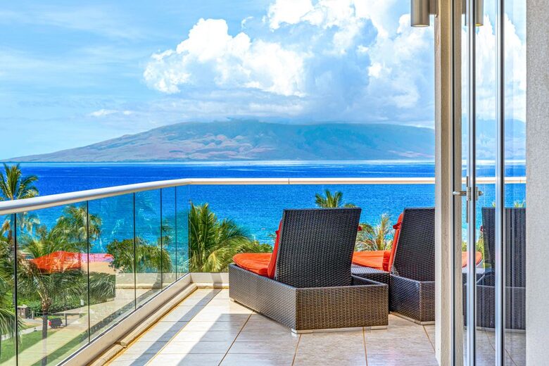Honua Kai Corner Retreat with Wraparound Balcony - Lahaina, Hawaii