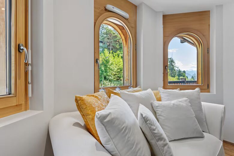Elegant Three-Bedroom Residence in Crans-Montana - Crans-Montana, Switzerland
