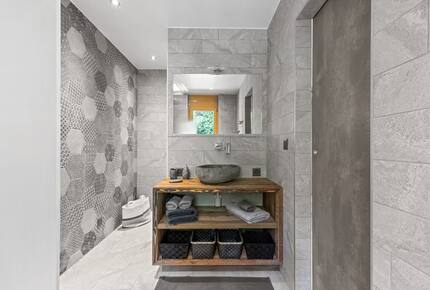 Elegant Three-Bedroom Residence in Crans-Montana - Crans-Montana, Switzerland